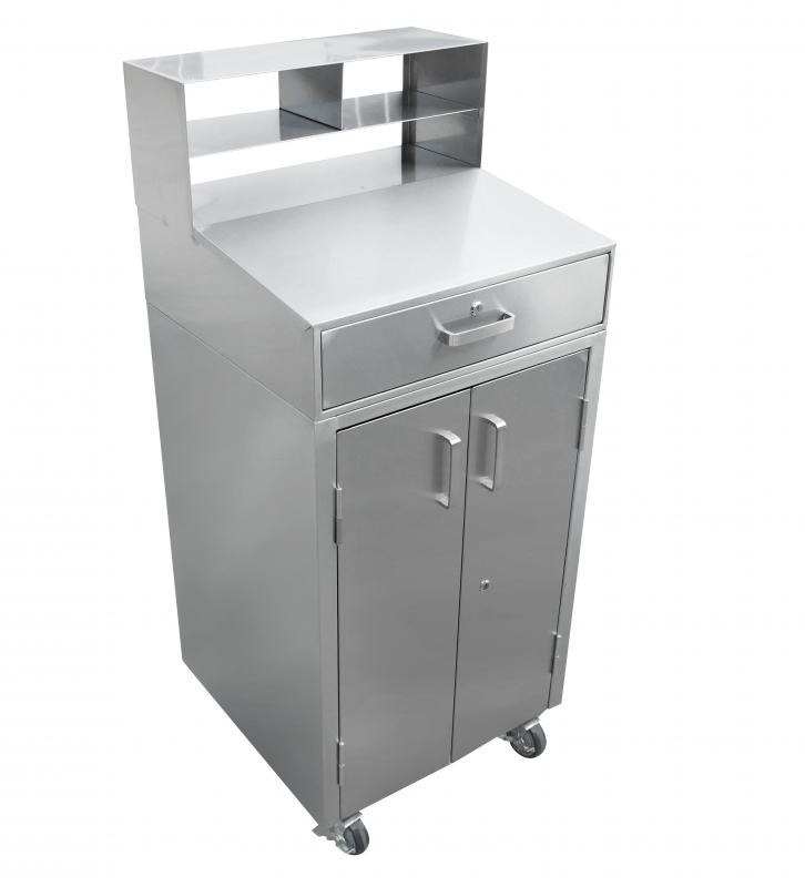 24-inch Stainless Steel Mobile Receiving Desk 1 24-inch Stainless Steel Mobile Receiving Desk